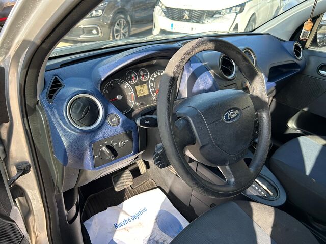 FORD FIESTA TREND 1.6 AUTO SPANISH LHD IN SPAIN 0NLY 58000 MILES SUPERB 2006